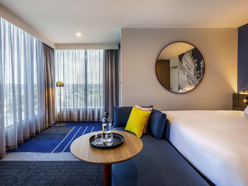 Habitación Deluxe con 1 cama king del hotel Novotel Melbourne Preston. Foto 8