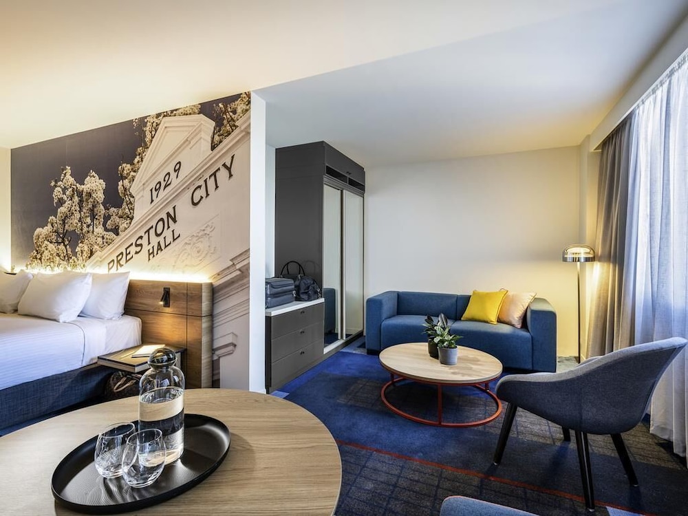 Suite Deluxe del hotel Novotel Melbourne Preston. Foto 2