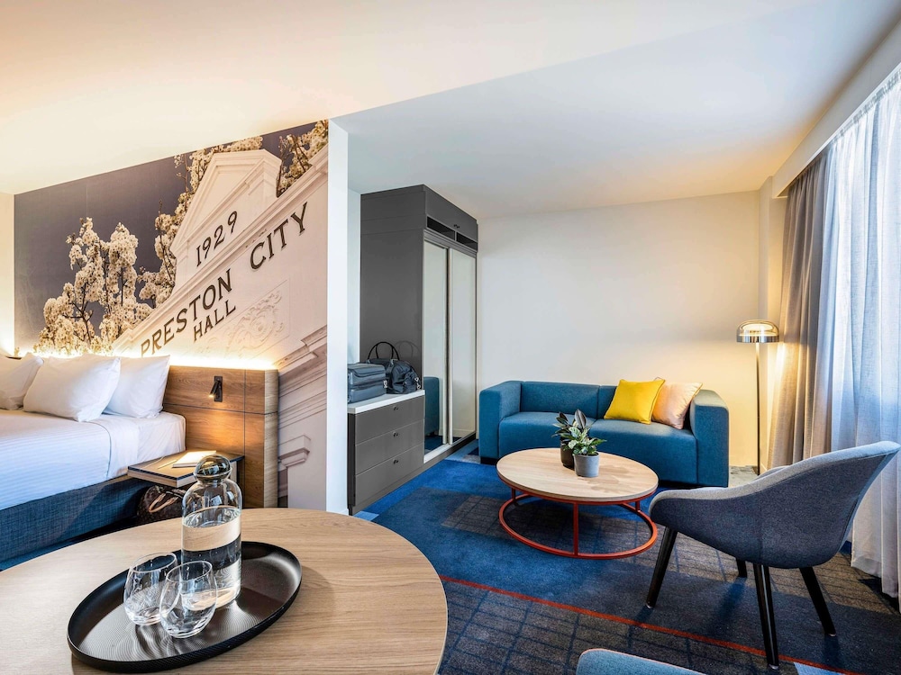 Suite Deluxe del hotel Novotel Melbourne Preston. Foto 3