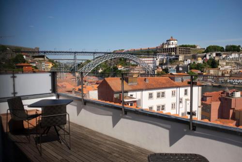 Habitación Doble con terraza y vistas al río del hotel Carris Ribeira