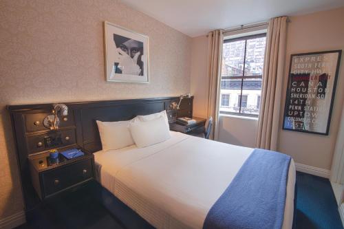 Estudio con 1 cama grande - Adaptado para personas con discapacidad del hotel The Frederick. Foto 2