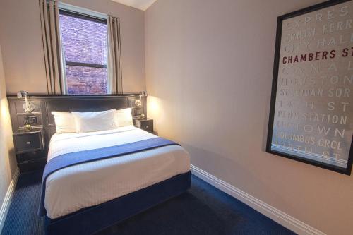 Habitación Estándar - 1 cama doble del hotel The Frederick. Foto 3