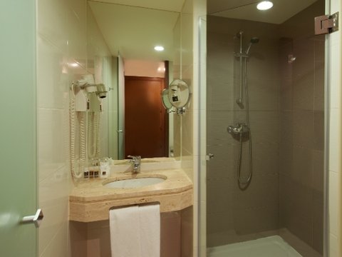 Habitación doble del hotel Luxe by Turim. Foto 3