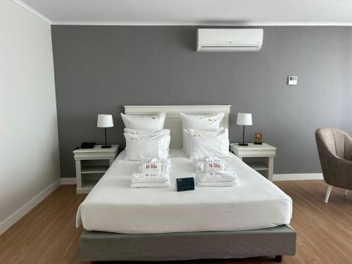 Suite Junior con balcón y vistas al mar del hotel Gaivota Azores
