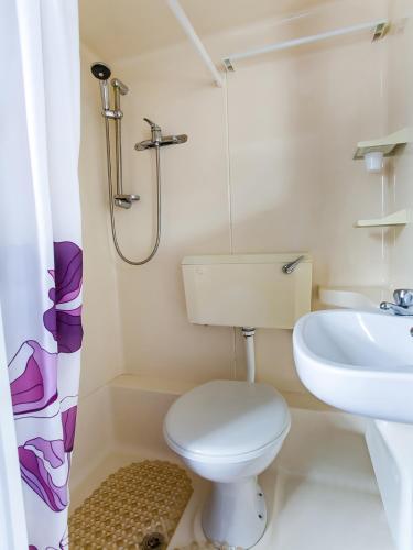 Habitación Doble Estándar del hotel Enrico. Foto 4