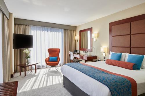 Habitación Deluxe con vistas a la catedral de San Pablo - 1 cama extragrande del hotel Leonardo Royal London St Paul’s. Foto 5