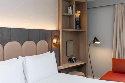 Deluxe Torre con cama extragrande del hotel Doubletree By Hilton London -tower Of London. Foto 2