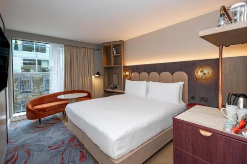 Deluxe Torre con cama extragrande del hotel Doubletree By Hilton London -tower Of London. Foto 3