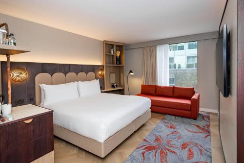 Habitación Deluxe King con sofá cama individual - Torre del hotel Doubletree By Hilton London -tower Of London. Foto 1