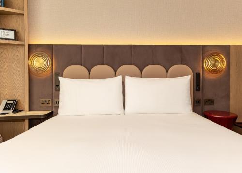 Habitación Deluxe King - Torre del hotel Doubletree By Hilton London -tower Of London. Foto 1