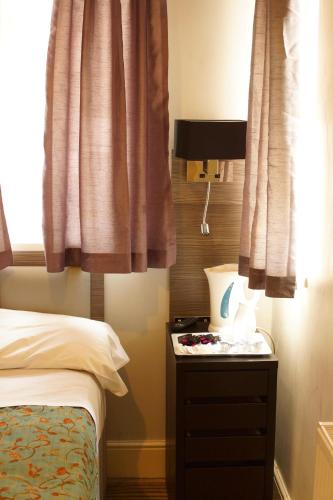 Habitación Doble del hotel Plaza hotel. Foto 5