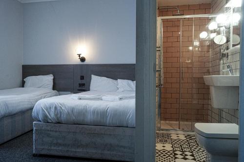 Habitación Triple del hotel Plaza hotel. Foto 11