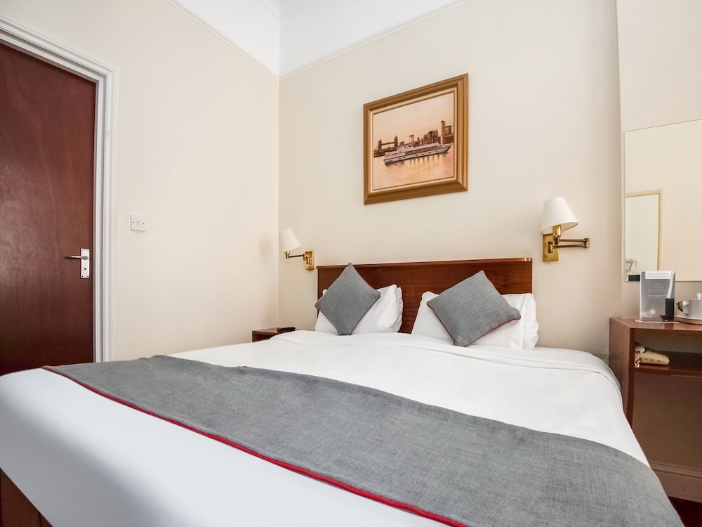 Habitación estándar doble del hotel St George. Foto 4