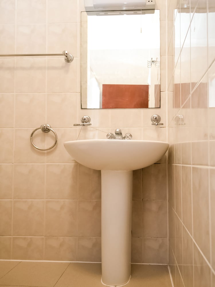 Habitación estándar doble del hotel St George. Foto 16