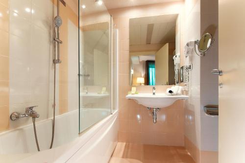 Suite del hotel Zeus Essence Dolce by Wyndham Milan Malpensa. Foto 4