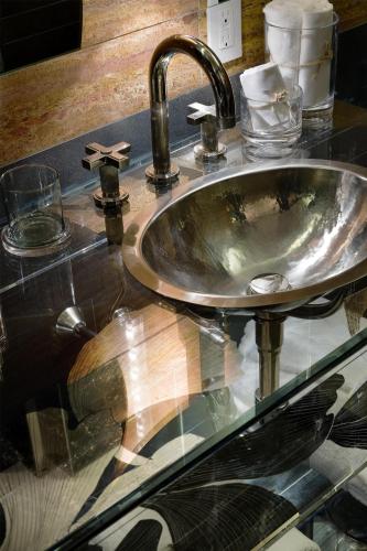 Habitación con cama extragrande. del hotel Andaz 5th Avenue. Foto 3