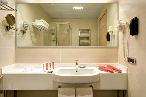 Habitación Doble Pequeña del hotel iQ Hotel Roma. Foto 3