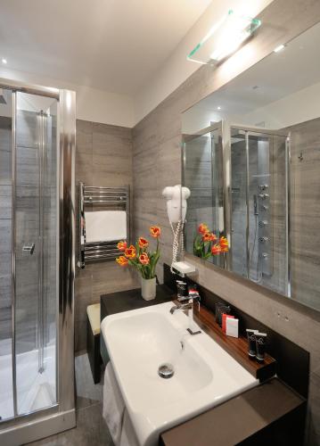 Habitación cuádruple del hotel Trevi Collection. Foto 9