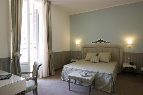 Suite Junior del hotel JR Hotels Oriente Bari. Foto 5