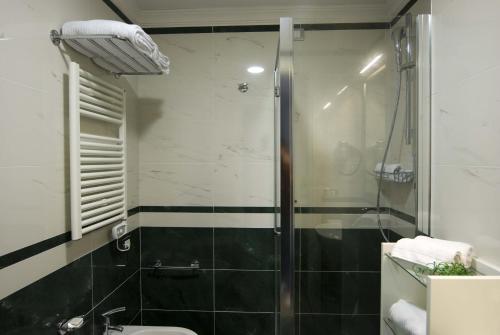 Habitación Doble Deluxe del hotel JR Hotels Oriente Bari. Foto 2