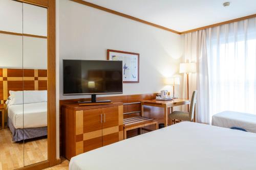 Alojamiento Doble con cama supletoria del hotel Senator Parque Central