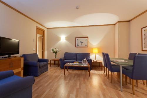 Suite de 1 dormitorio del hotel Senator Parque Central. Foto 3