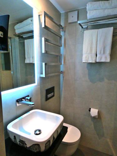 Habitación Doble Estándar - 2 camas del hotel Best Western The Delmere. Foto 6