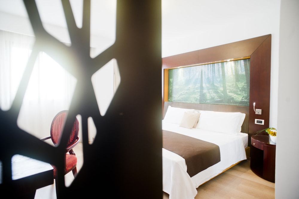 Habitación estándar, 1 cama doble del hotel Mercure Olbia and Spa. Foto 3
