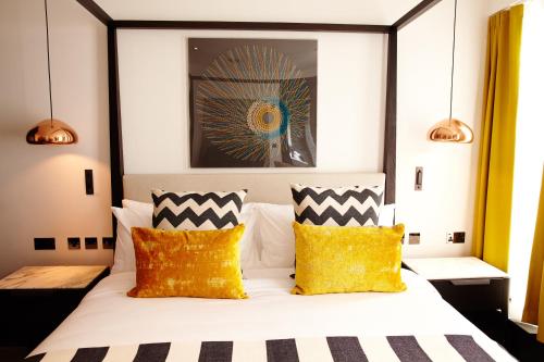 Habitación Doble con cama grande con vistas a la ciudad del hotel Indigo London Tower Hill, An Ihg. Foto 3