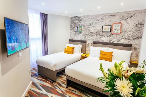 Habitación Triple del hotel OLIVER PLAZA