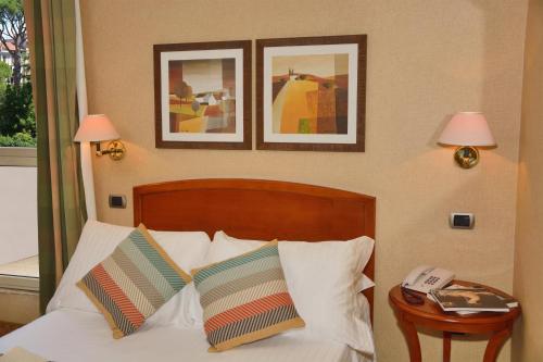 Habitación Doble Económica del hotel LH Hotel Lloyd Roma. Foto 1
