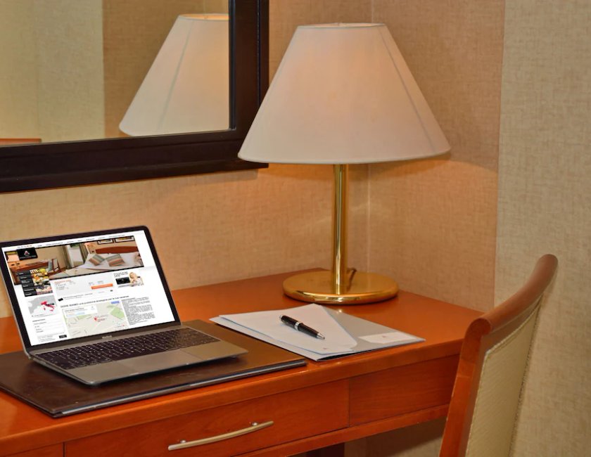 Habitación Triple del hotel LH Hotel Lloyd Roma
