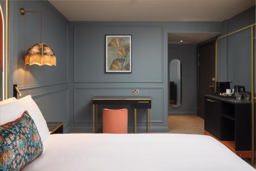 Classic Double Accessible del hotel Seraphine Kensington Olympia. Foto 2
