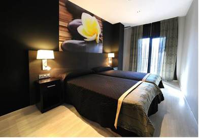 Apartamento 3 habitaciones del hotel Leo Deluxe Punta Umbría. Foto 1