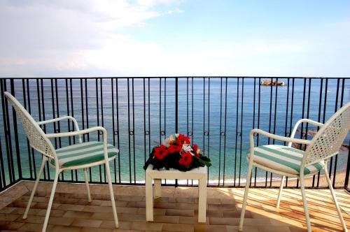 Habitación Doble con vistas al mar - 1 o 2 camas del hotel Lido Mediterranee. Foto 6