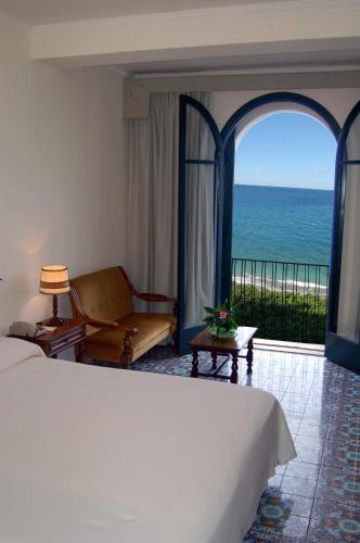 Habitación Doble Confort con vistas al mar - 1 o 2 camas del hotel Lido Mediterranee. Foto 12