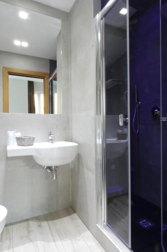 Habitación Triple Premium del hotel Eurohotel. Foto 5