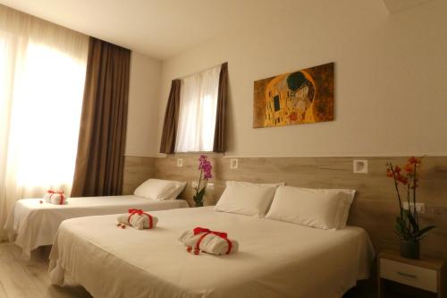 Habitación Triple Premium del hotel Eurohotel. Foto 6