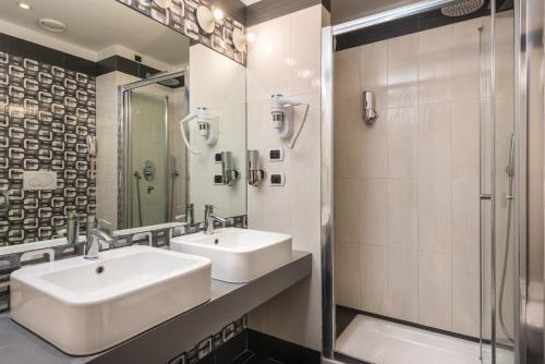 Habitación Doble Deluxe del hotel Noba e Residenze. Foto 3