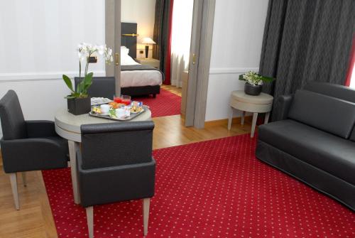 Suite del hotel Grand Duca Di Mantova. Foto 1