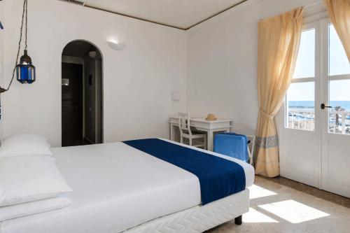Habitación Doble Deluxe con vistas al mar del hotel Sighientu Resort