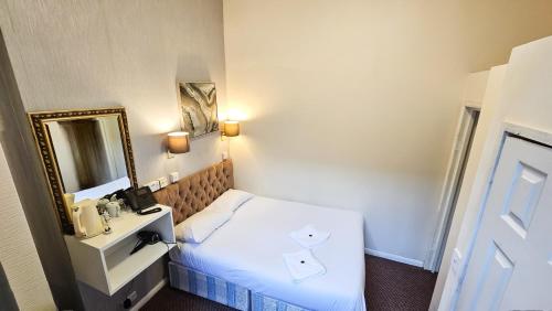 Habitación Doble del hotel Hyde Park Court. Foto 4