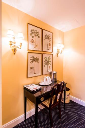 Suite Deluxe con cama extragrande del hotel 3 West Club. Foto 6