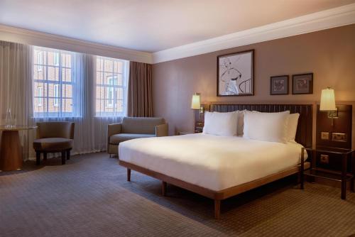 Habitación Executive Collection Premium del hotel The May Fair, A Radisson Collection , Mayfair London. Foto 1