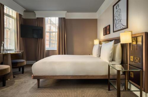 Habitación Colección Deluxe del hotel The May Fair, A Radisson Collection , Mayfair London