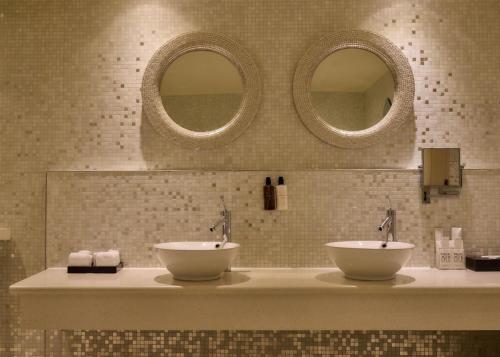 Suite de 2 dormitorios del hotel The May Fair, A Radisson Collection , Mayfair London. Foto 7