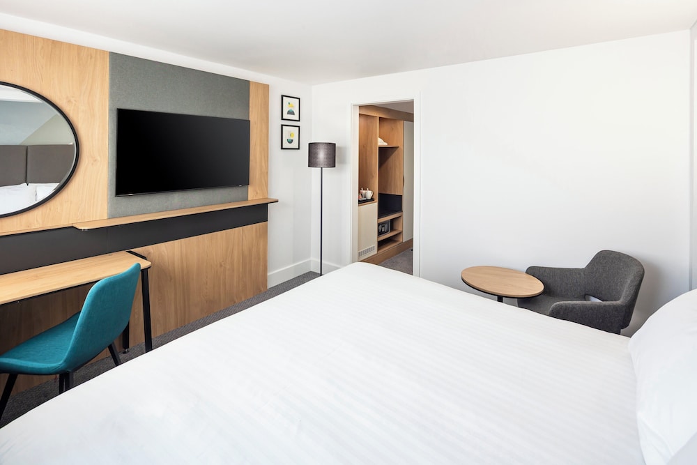 Habitación Premium, 1 cama de matrimonio grande (Stocked Minibar) del hotel Holiday Inn London-bexley, An Ihg. Foto 5