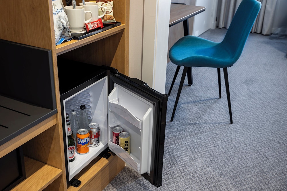 Habitación Premium, 1 cama de matrimonio grande (Stocked Minibar) del hotel Holiday Inn London-bexley, An Ihg. Foto 6