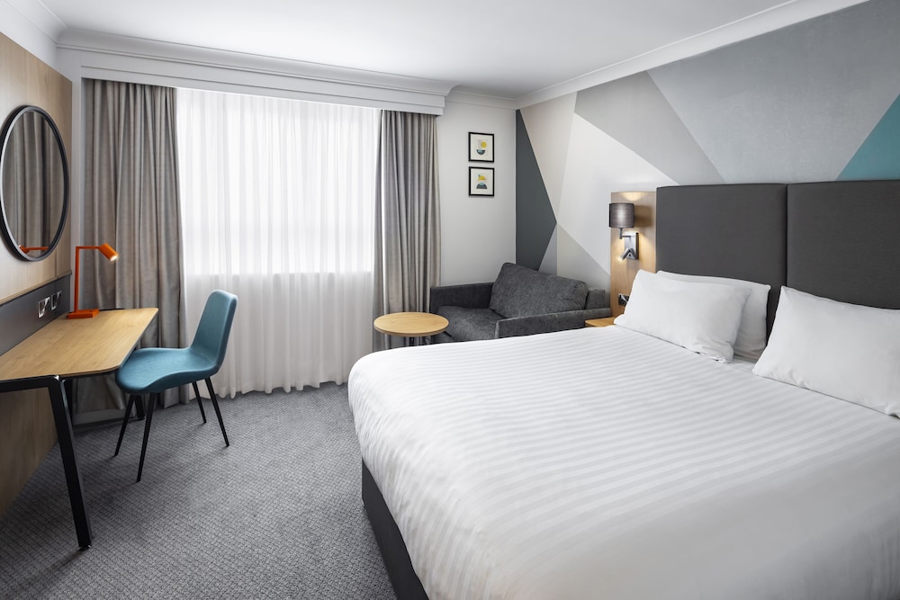 Habitación estándar, 1 cama de matrimonio grande (Super with Double Sofa) del hotel Holiday Inn London-bexley, An Ihg