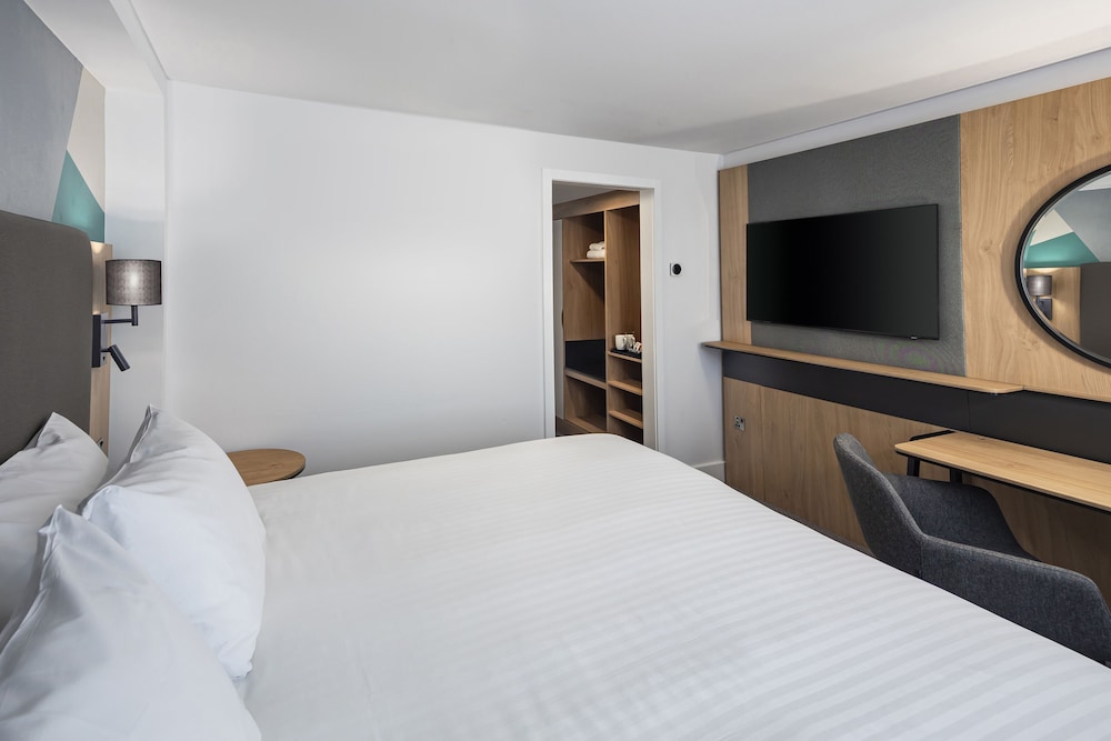 Habitación estándar, 1 cama de matrimonio grande (Super with Single Sofa) del hotel Holiday Inn London-bexley, An Ihg. Foto 2